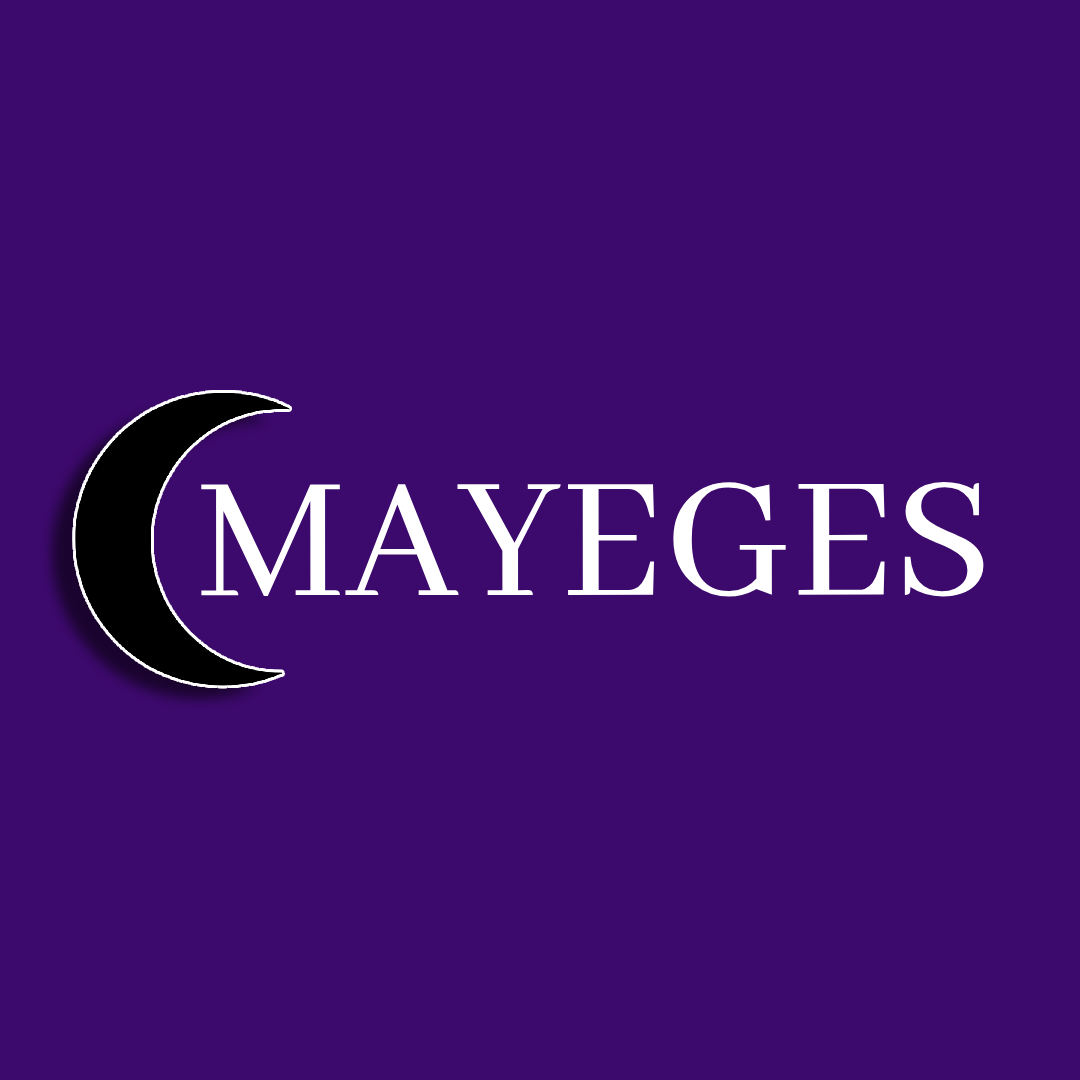 Le logo des éditions manèges, représentant un croissant de lune, ainsi que la typographie Mayeges sur fond violet